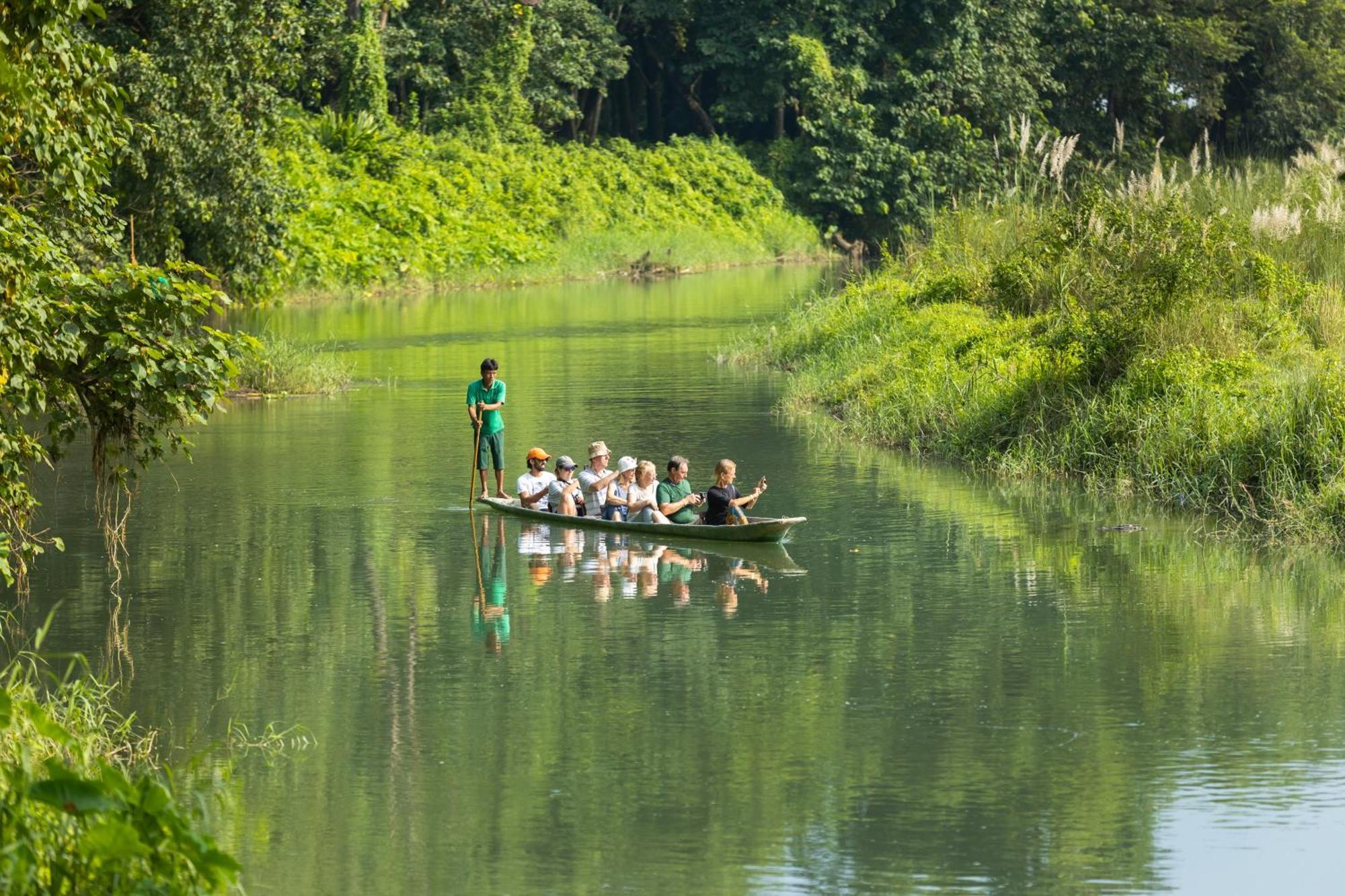 Hotel Parkside & Swimming Pool-Between Greenery And Azure ,Your Perfect Retreat Chitwan Bagian luar foto